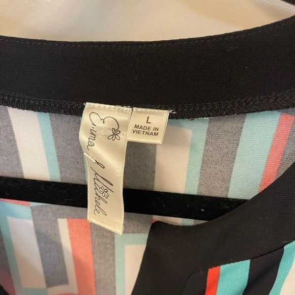 Women's Emma & Michele Geometric Design Multicolor V-neck Dress, Size Large 3/4 - Picture 4 of 8